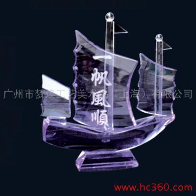精致工藝，璀璨紀(jì)念 上海水晶模型紀(jì)念品——夢煥工藝美術(shù)品的卓越之選